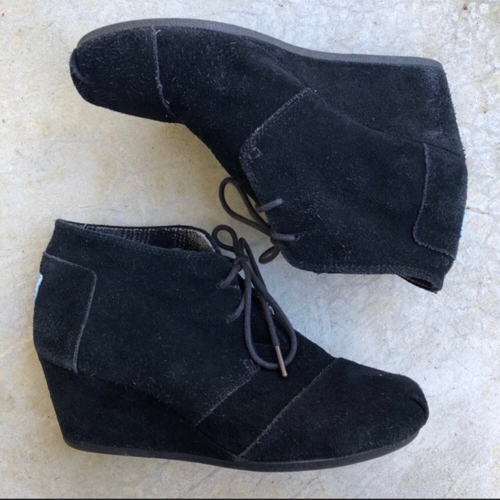 TOMS black suede desert wedge ankle booties